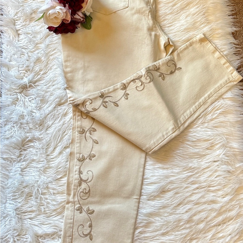 Style & Co. Cream Denim Boyfriend Jeans